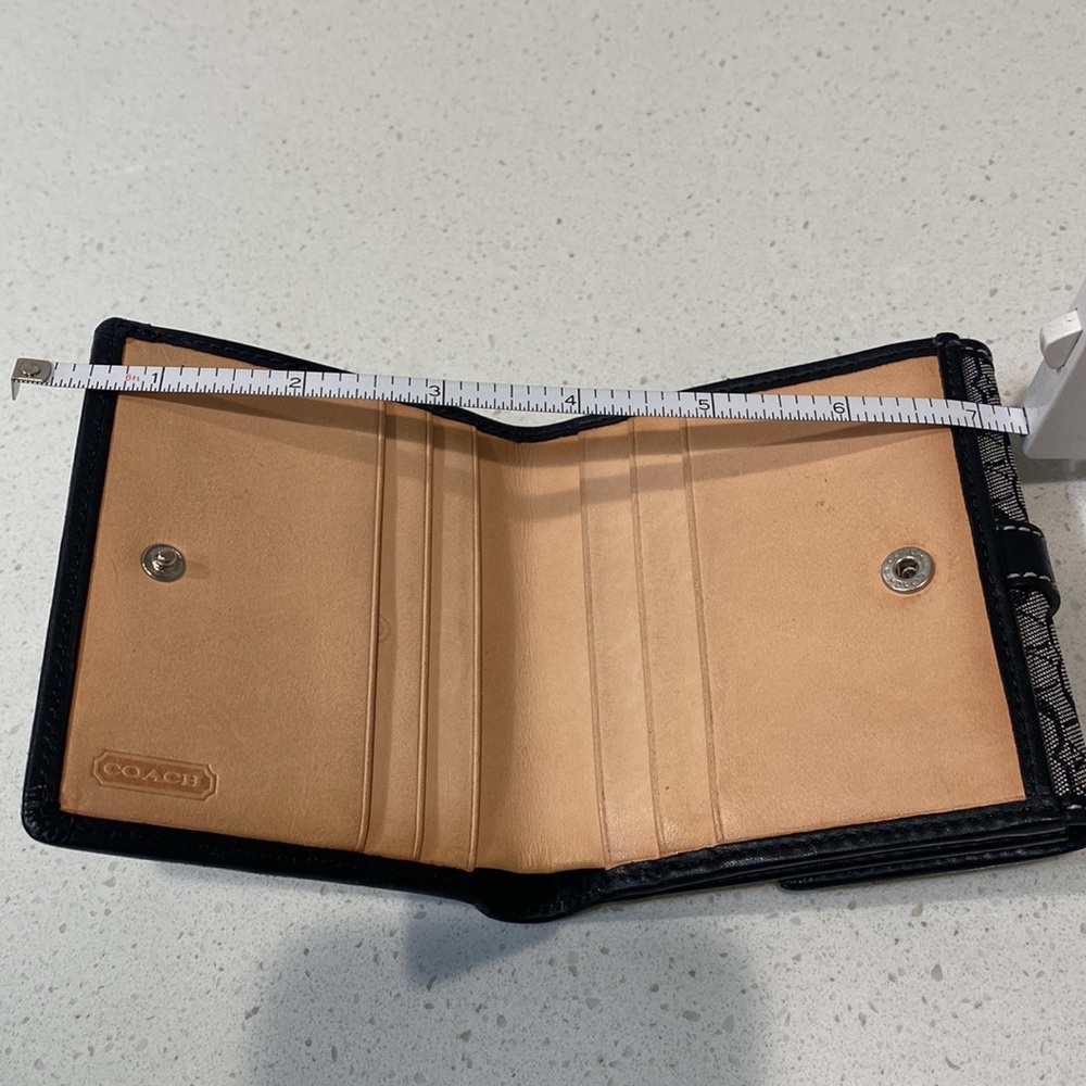 Authentic Coach leather signature canvas mini wallet with buckle - Picture 10 of 11
